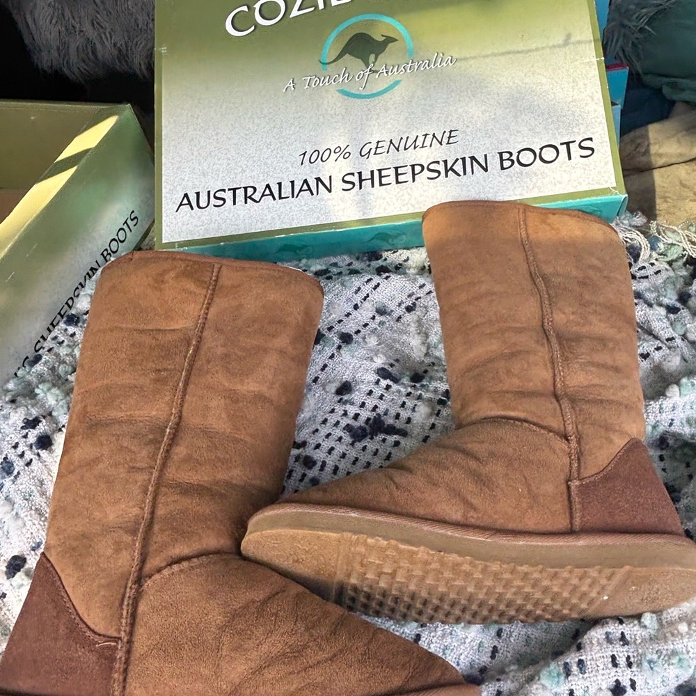 UGG Brown Sheepskin Winter Boots Mid-Calf